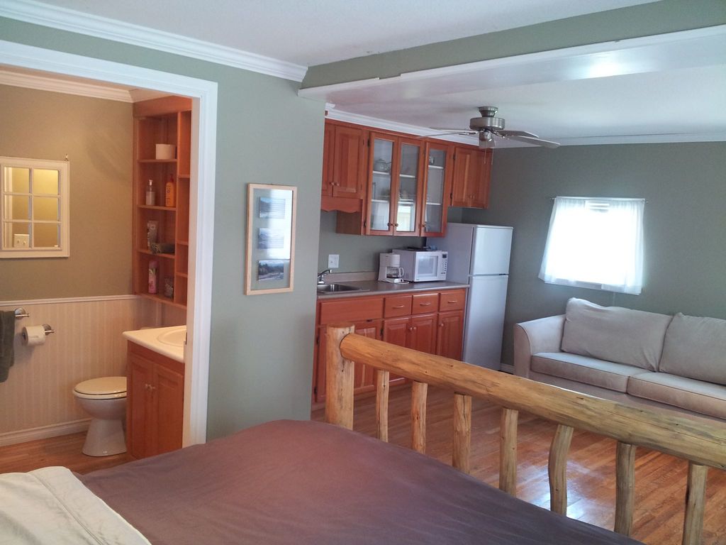 Riverbend Guest House B&B | 50691 OByrne Road, Chilliwack, BC V4Z 1B5, Canada | Phone: (604) 769-3474