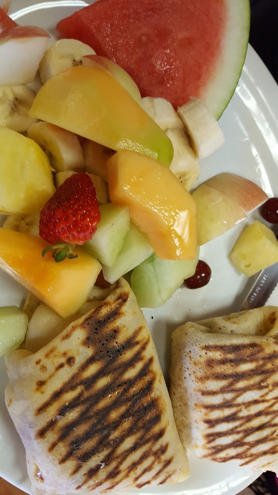 Tutti Frutti déjeuner et diner | 1252 Rue Yves-Blais, Terrebonne, QC J6V 1P7, Canada | Phone: (450) 657-7284