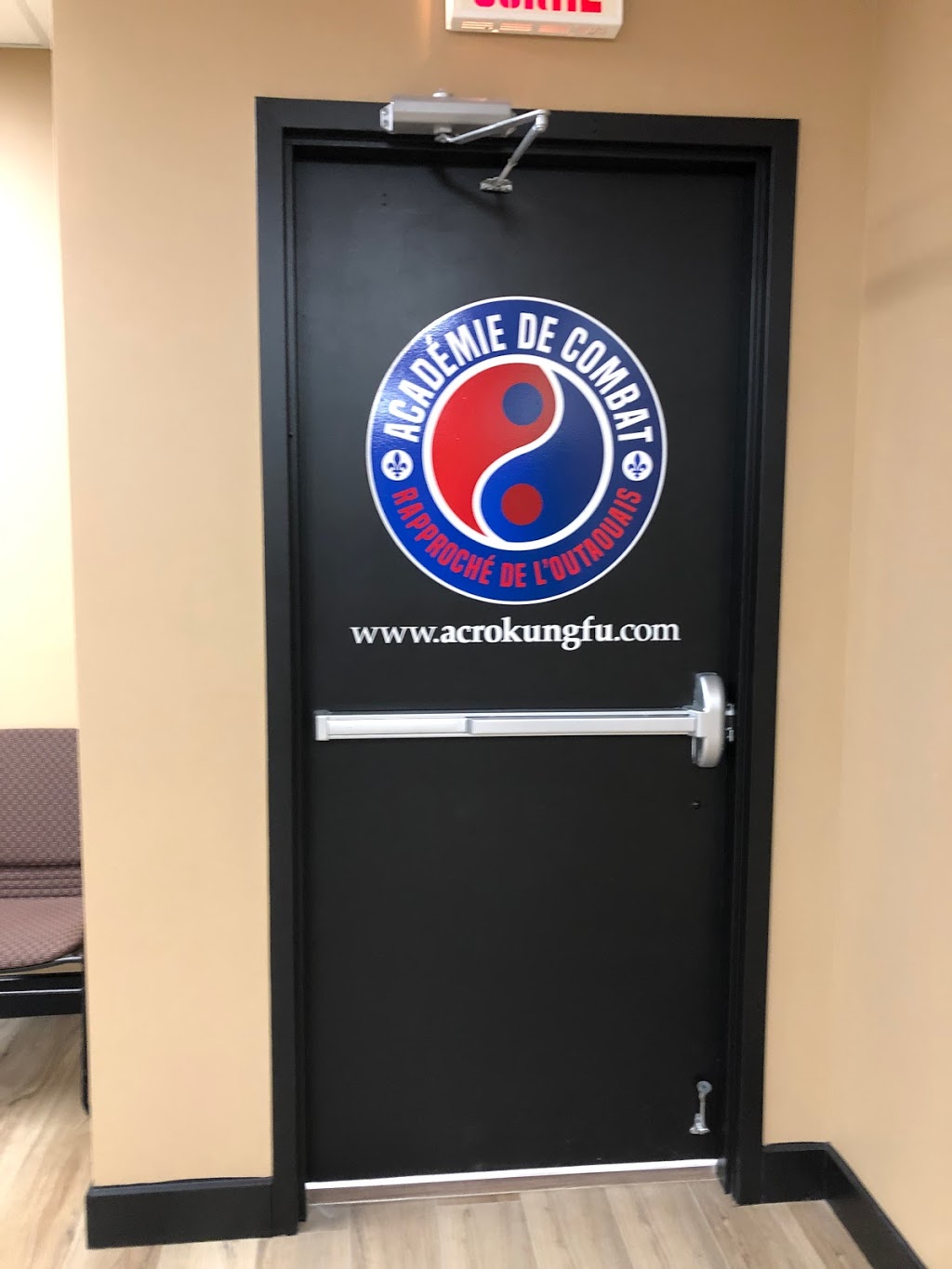 Académie de Combat Rapproché de l’Outaouais | 1910 Chemin Pink Suite 202, Gatineau, QC J9J 3N9, Canada | Phone: (819) 635-5996