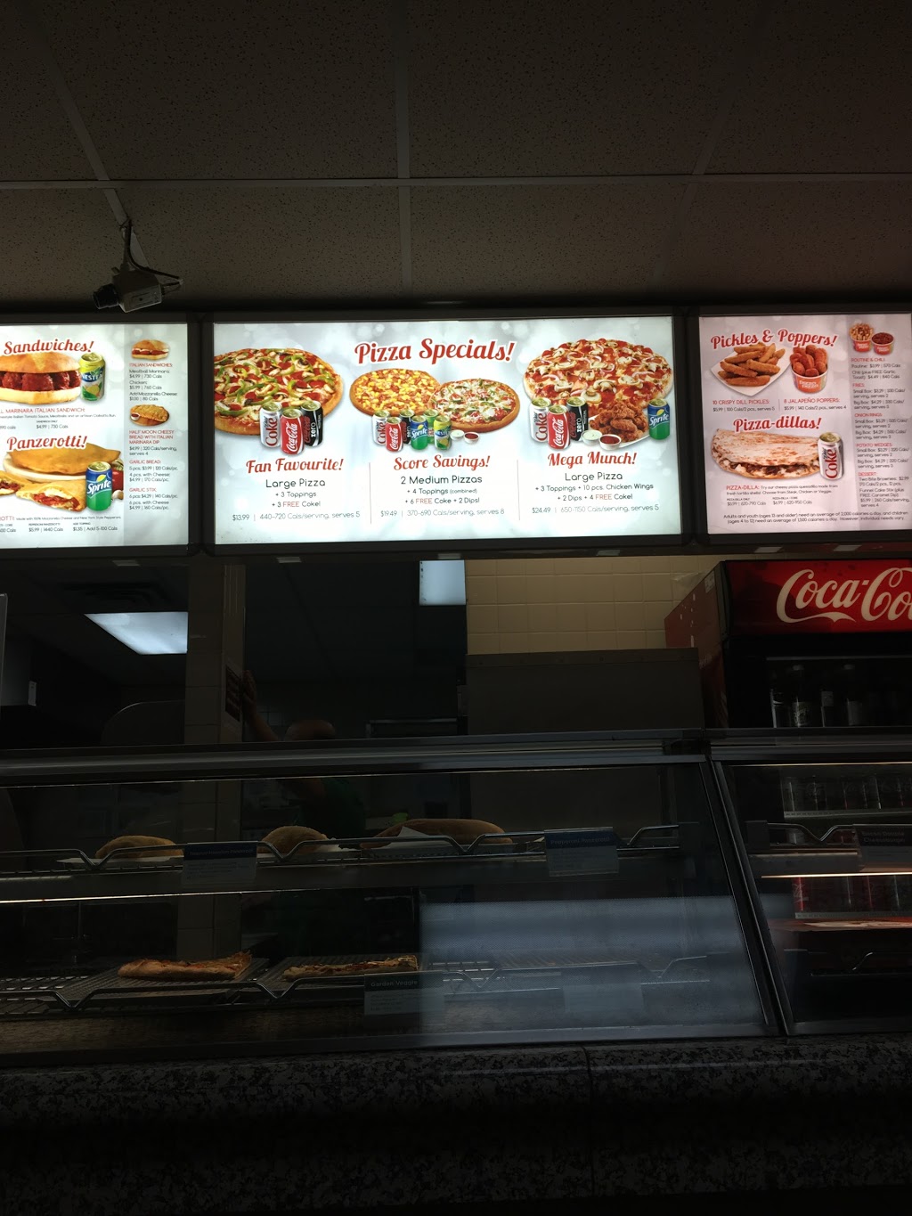 Pizza Pizza | 71 Willow Rd, Guelph, ON N1H 1W3, Canada | Phone: (519) 837-1111