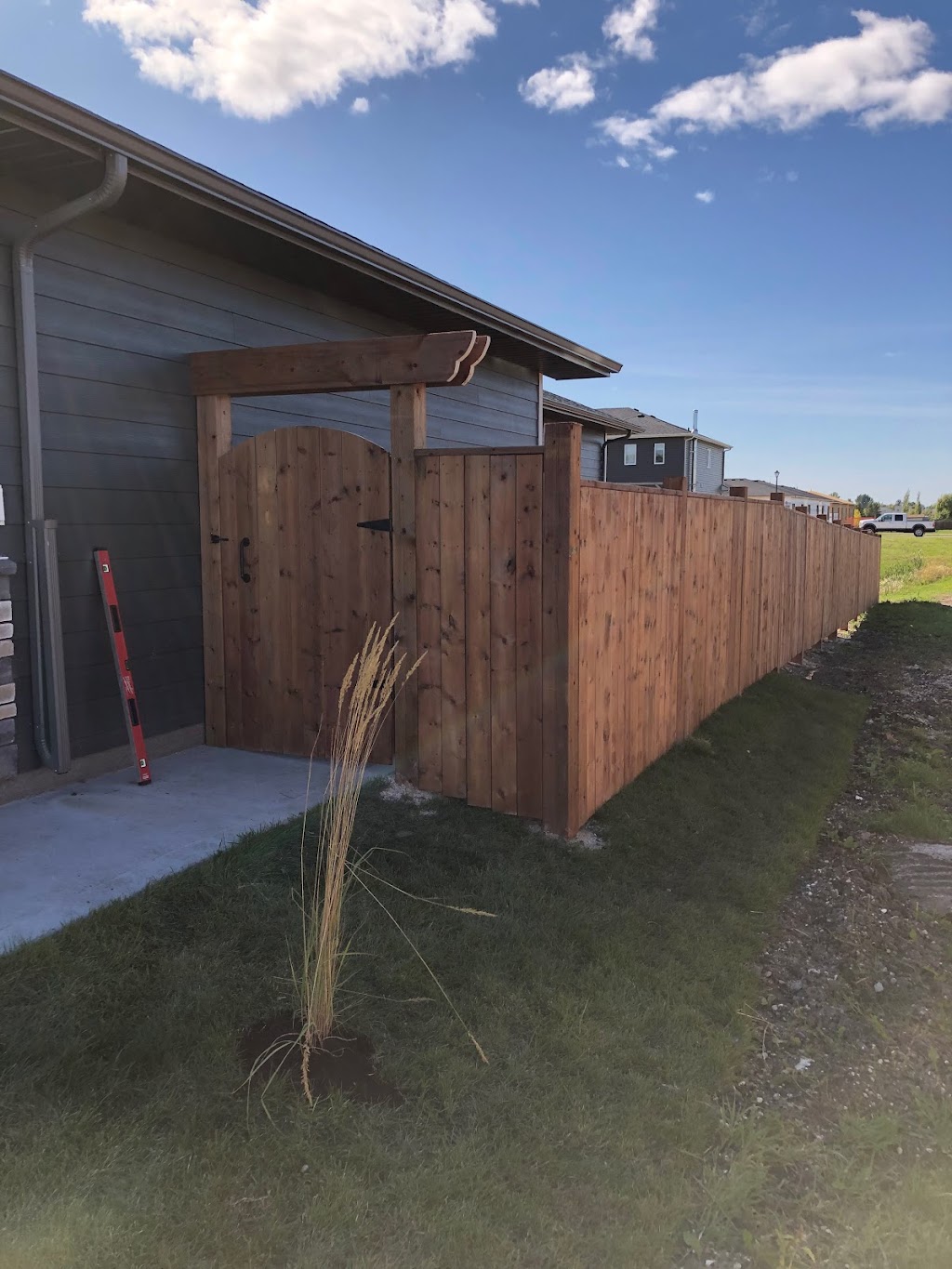 Kiwi Construction & Maintenance | Settlers Trail, Lorette, MB R5K 0R5, Canada | Phone: (431) 200-3083
