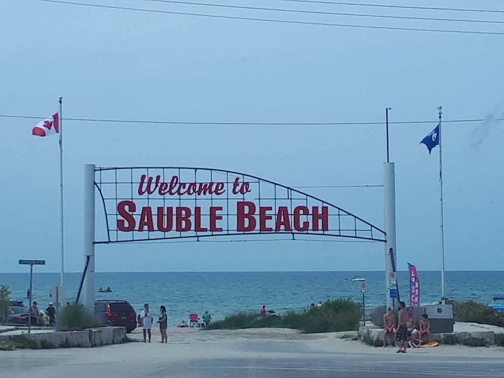 Sauble Beach Resort Camp | 877 Main St, Sauble Beach, ON N0H 2G0, Canada | Phone: (519) 422-1101