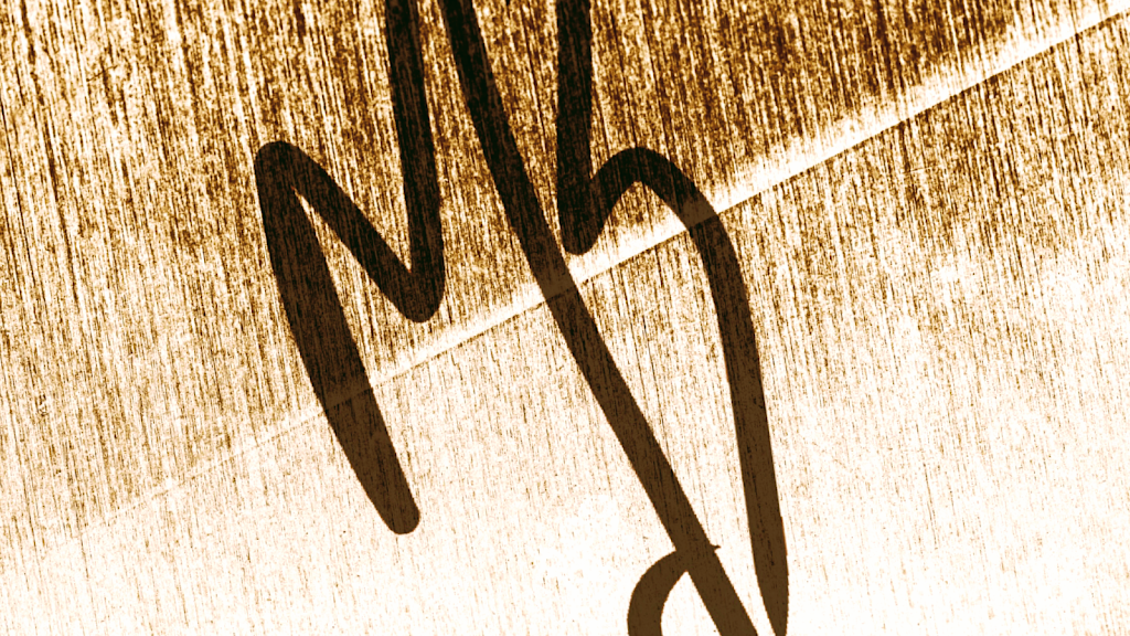 MoNaLiSa By Design | 3845 Marples Rd #1, Qualicum Beach, BC V9K 2S8, Canada | Phone: (250) 738-6120