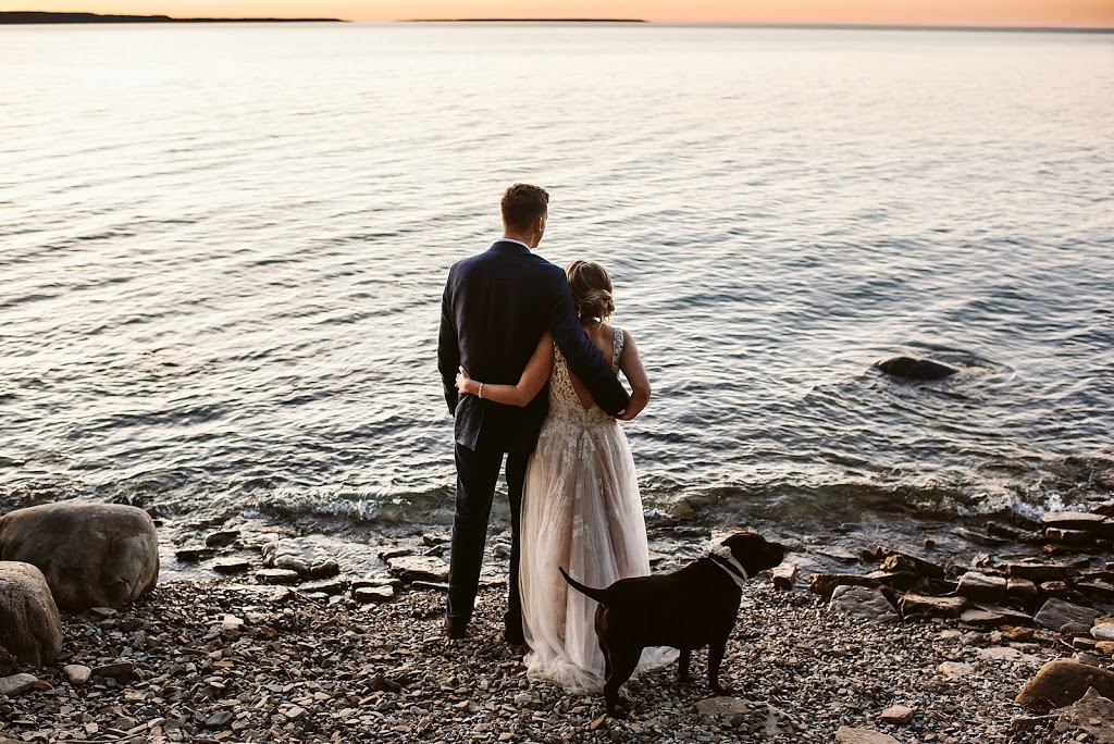 Serenity Cottage | Eagle Ridge Dr, Annan, ON N0H 1B0, Canada | Phone: (226) 256-8057