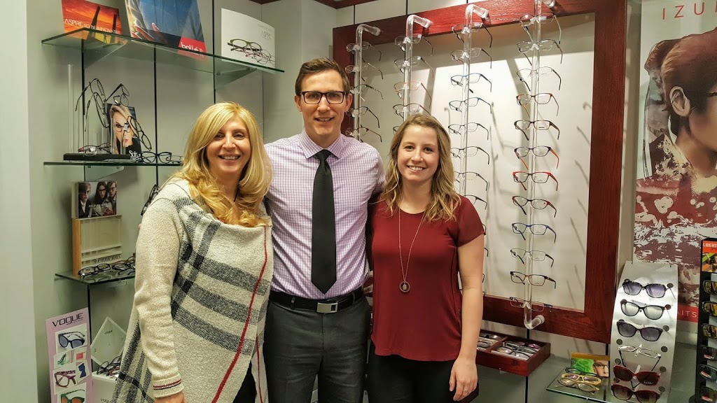 Comly Eye Care Optometry - Wasaga Beach | 1470 Mosley St, Wasaga Beach, ON L9Z 2B9, Canada | Phone: (705) 429-2015