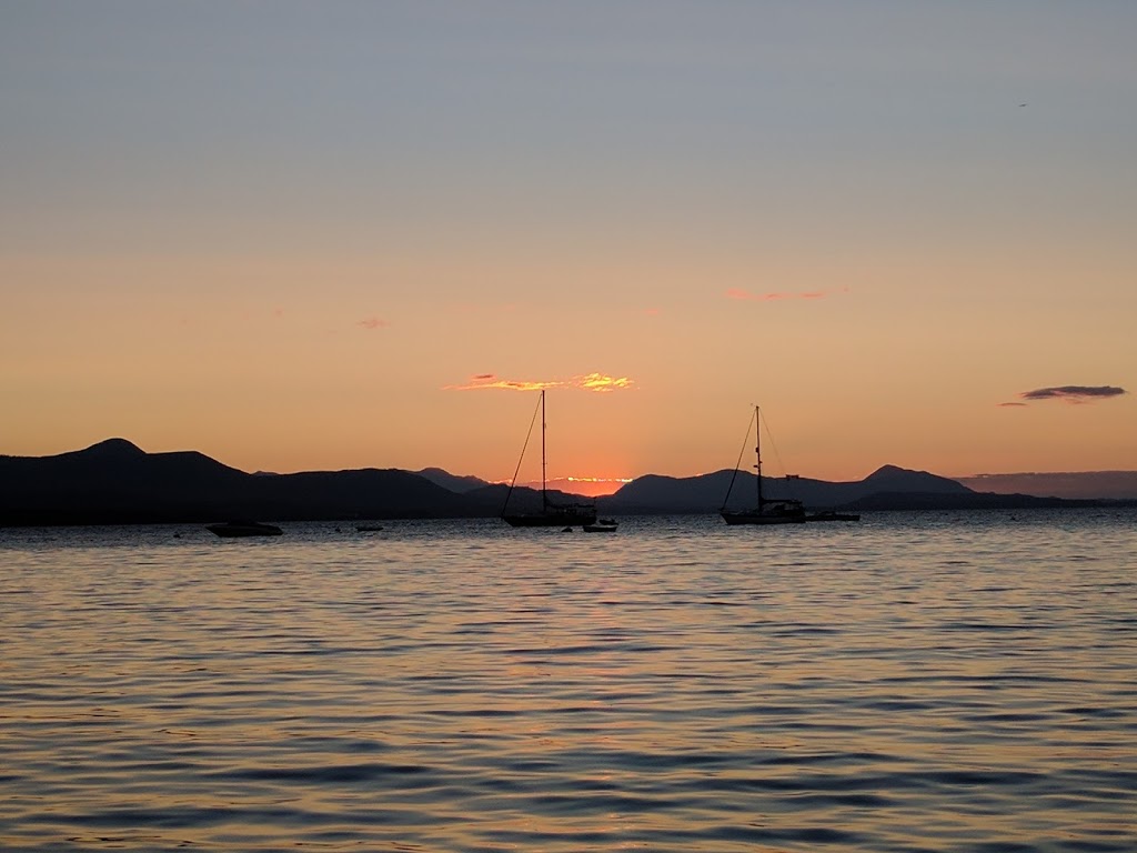 Beachfront at Vesuvius | 120 Langley Rd, Salt Spring Island, BC V8K 1K9, Canada | Phone: (250) 538-1601