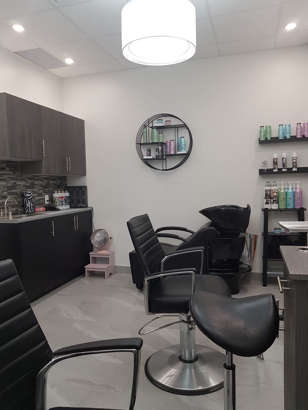 drip salon suite | 660 Bedford Hwy #110, Bedford, NS B3M 0M5, Canada | Phone: (902) 233-8978