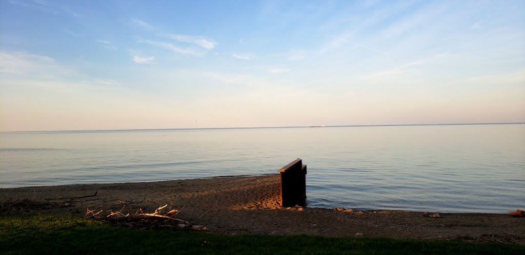 The Lakeshore Cottages | 7975 Lakeshore Rd, Fort Gratiot Twp, MI 48059, USA | Phone: (810) 334-6711