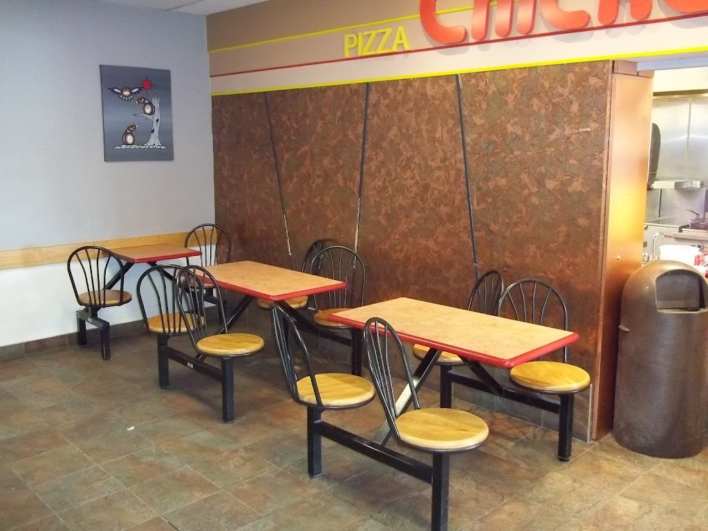 Chicken Delight @ Perimeter Aviation | 626 Ferry Rd, Winnipeg, MB R3H 0T7, Canada | Phone: (204) 789-0622