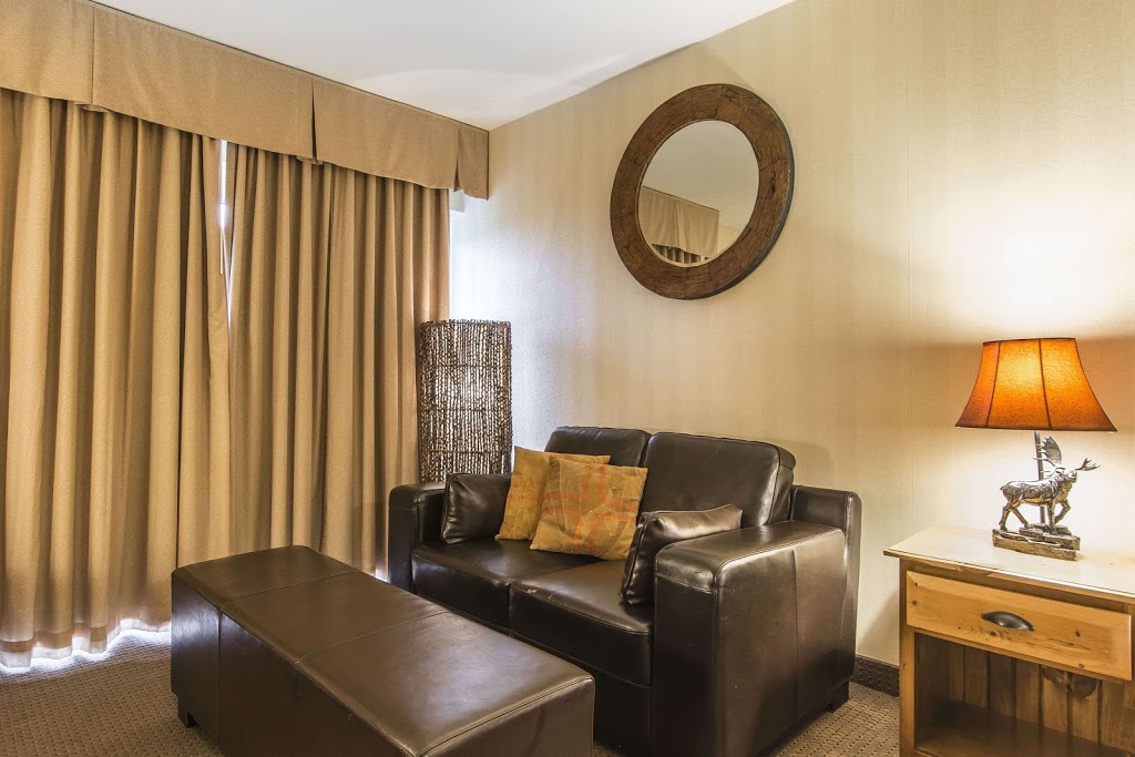 Hidden Valley Resort, Ascend Hotel Collection | 1755 Valley Rd, Huntsville, ON P1H 1Z8, Canada | Phone: (844) 621-4396