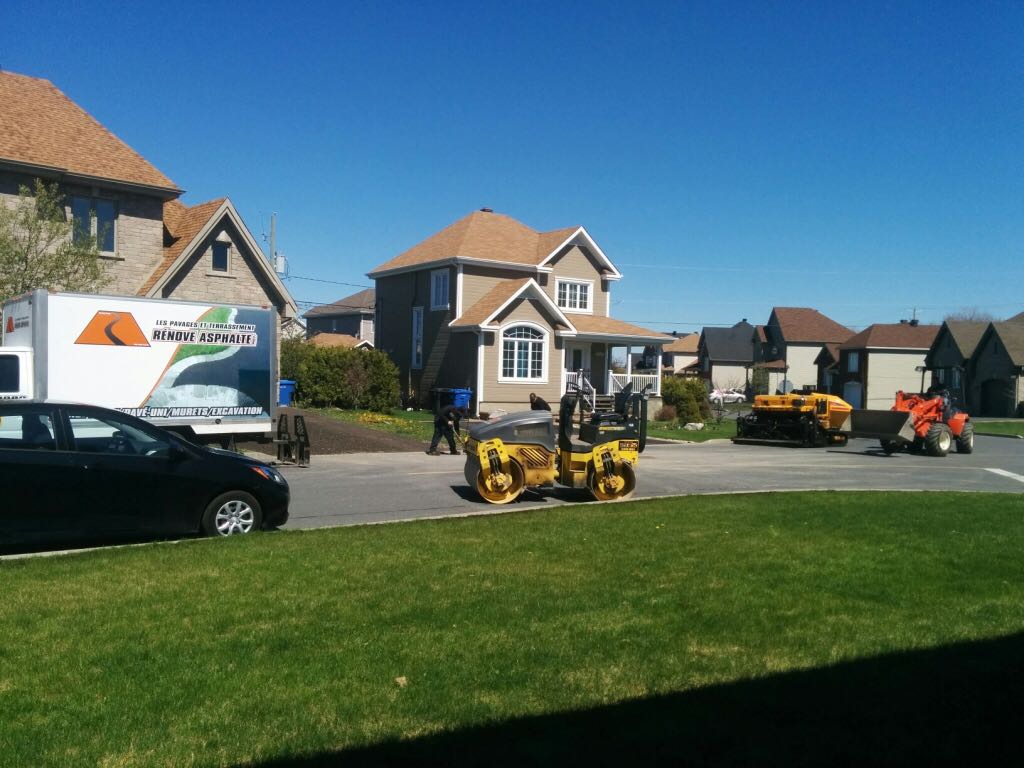 Rénove Asphalte Inc. | 5490 Rue David, Saint-Hubert, QC J3Z 1H8, Canada | Phone: (450) 550-6362