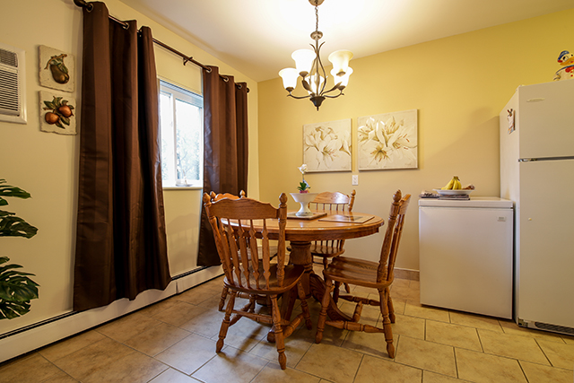 Garden Court Apartments | 6335 Edgar St, Windsor, ON N8S 2A7, Canada | Phone: (519) 551-4838