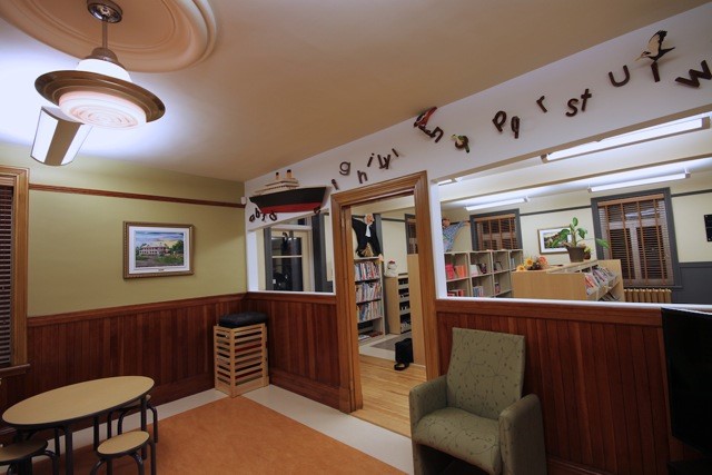 Bibliothèque Claude-Béchard | 11 Côte de lÉglise, Saint-Philippe-de-Néri, QC G0L 4A0, Canada | Phone: (418) 498-2744