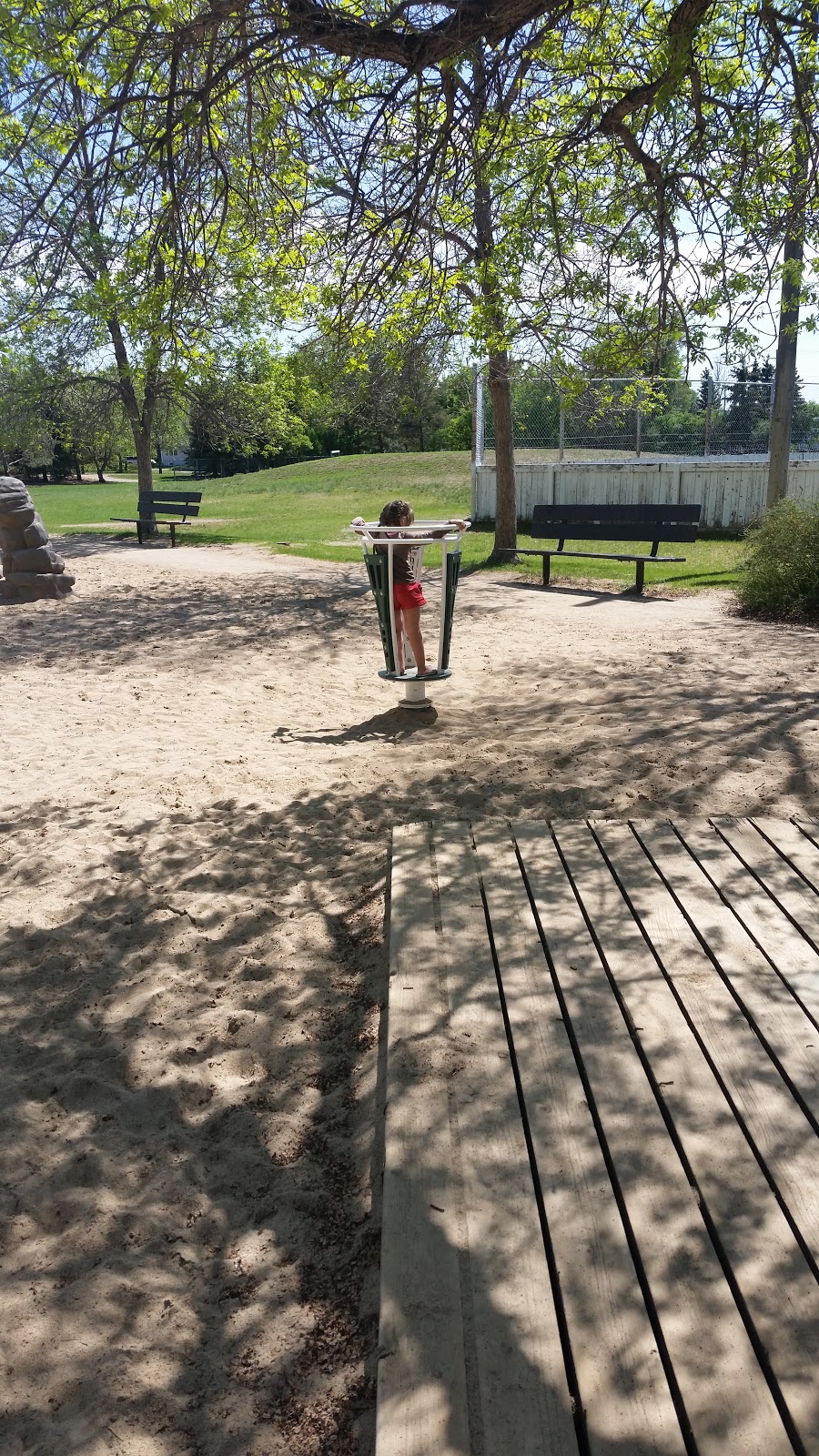 Henry Kelsey Park | 914 35th St W, Saskatoon, SK S7L 0Y3, Canada | Phone: (306) 975-3300