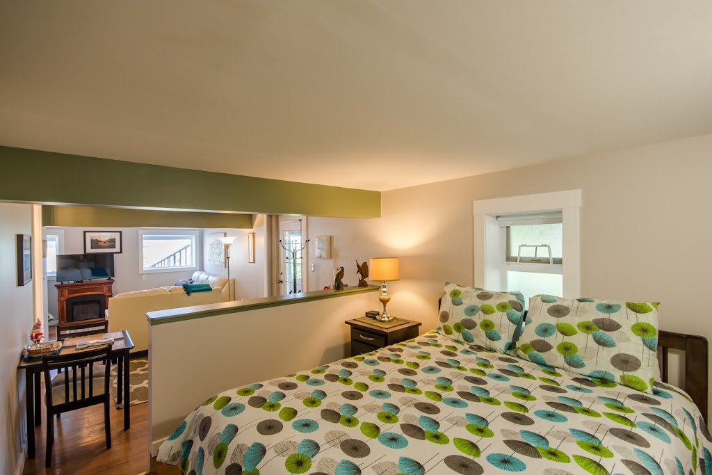 LADYSMITH OCEAN SUITES | 2-606 Farrell Rd, Ladysmith, BC V9C 1W9, Canada | Phone: (250) 924-0882