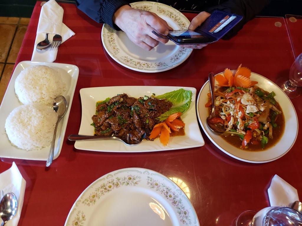 Thairific Thai Restaurant | 105 King St, Spruce Grove, AB T7X 4C7, Canada | Phone: (587) 286-4550
