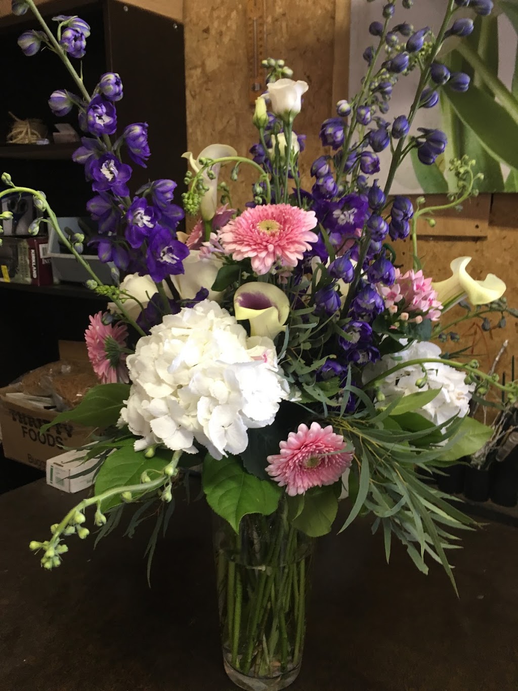 Pirin Flowers and Gifts | 1489 Stayte Rd, White Rock, BC V4B 4Z3, Canada | Phone: (604) 787-5623