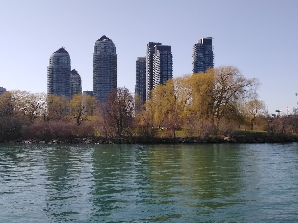 SmartCentres Toronto (Crossroads) 2625 Weston Rd Weston Road, North