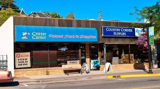 Country Corner Supplies | 13008 Victoria Rd, Summerland, BC V0H 1Z0, Canada | Phone: (250) 494-3063