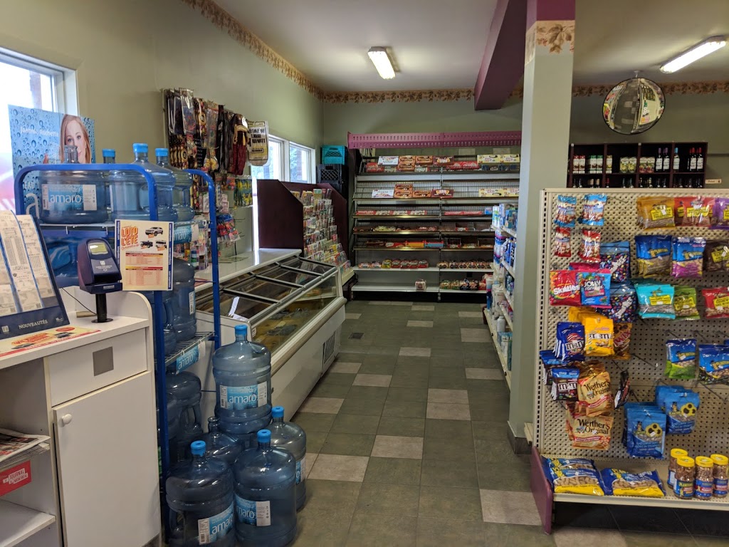 Dépanneur C. Vinet | 2M8, 354 Rue Brunelle, Beloeil, QC J3G 6G3, Canada | Phone: (450) 467-1168