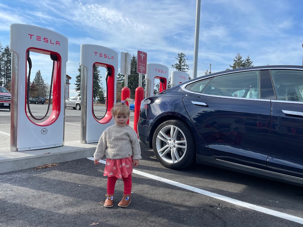 Tesla Supercharger | 5500 Sunshine Coast Hwy, Sechelt, BC V0N 3A0, Canada | Phone: (877) 798-3752