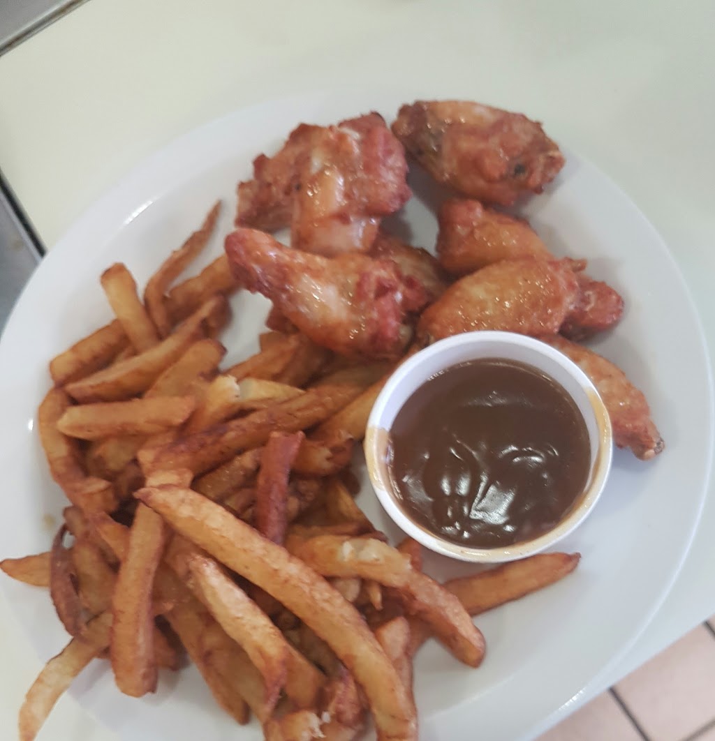 Restaurant Chez Job | 1652, Chemin Gascon, Terrebonne, QC J6X 3A3, Canada | Phone: (450) 416-3316