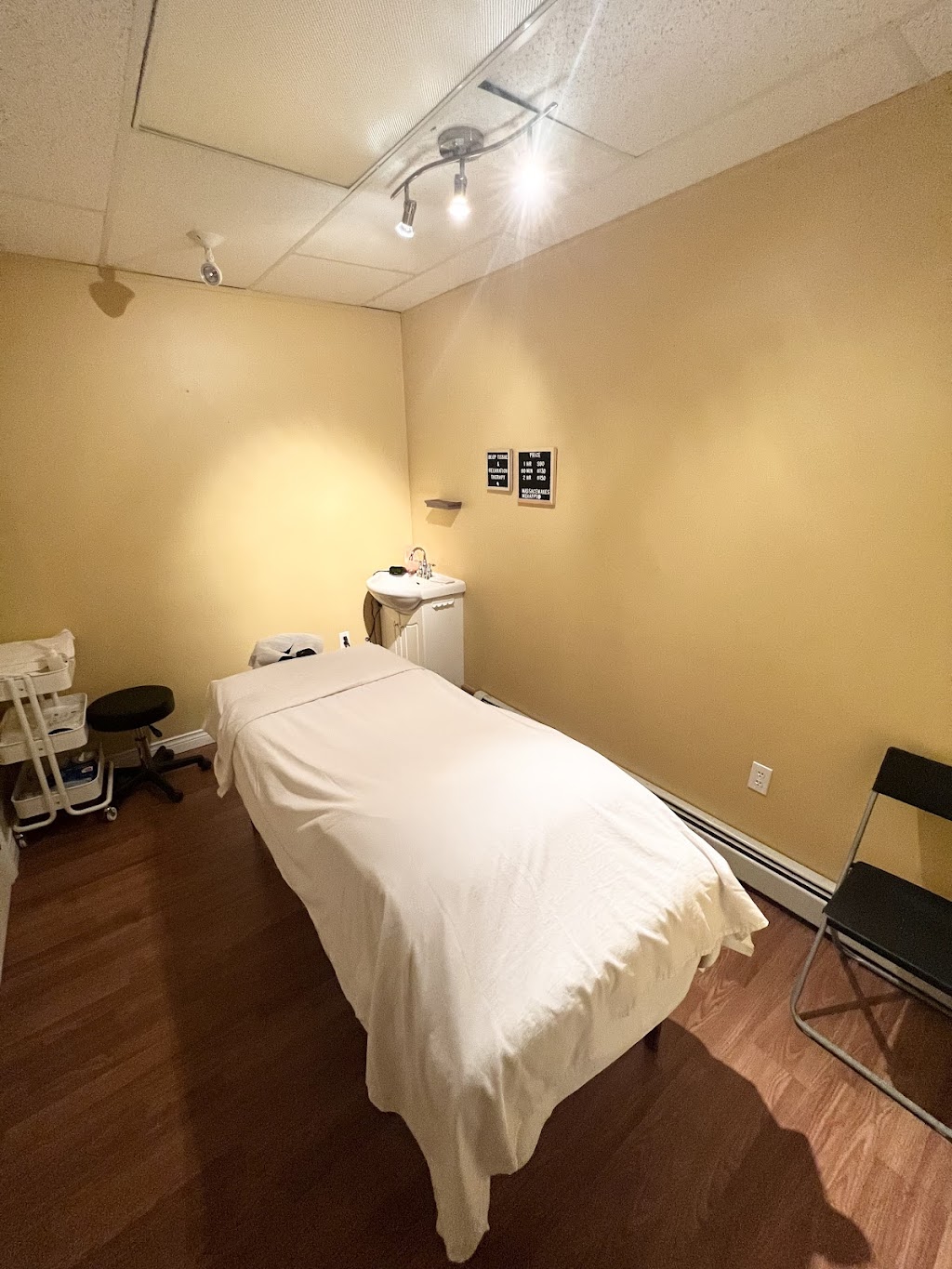 The massagetherapy and spa | 1304 Bedford Hwy, Bedford, NS B4A 1C8, Canada | Phone: (902) 430-7013