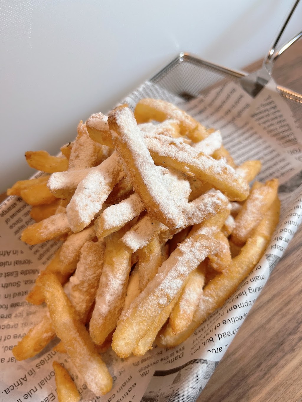 Boom korean fried chicken | 555 Rossland Rd E, Oshawa, ON L1K 1K8, Canada | Phone: (905) 720-1777