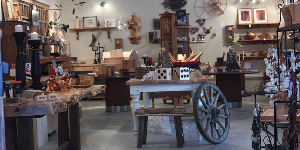 Yonder Wood Country Store | 3448 Whiting Way, Ladysmith, BC V9G 1C3, Canada | Phone: (250) 722-3861