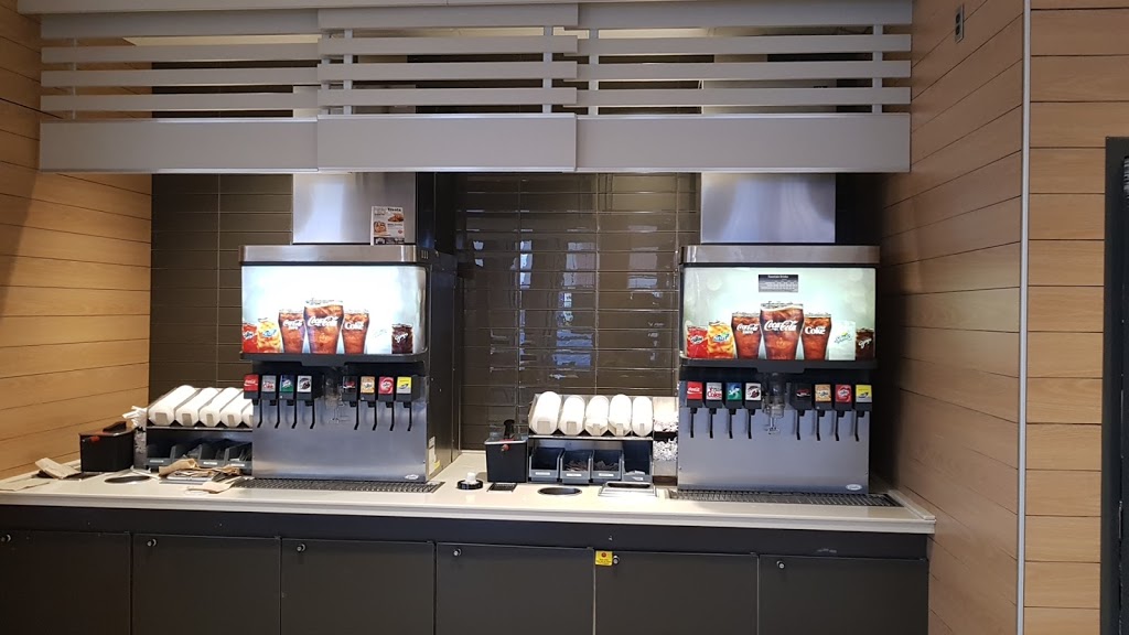 McDonalds | 3140 Rutherford Rd, Vaughan, ON L4K 5R3, Canada | Phone: (905) 832-0473
