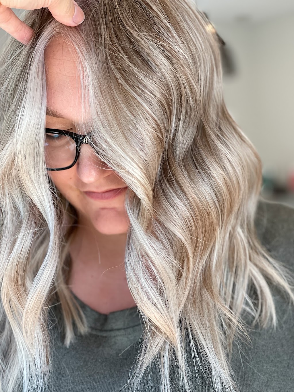 Modern Mane Hair Co. | 40 Taylor Heights Dr, Laurentian Valley, ON K8B 0A2, Canada | Phone: (613) 401-5344