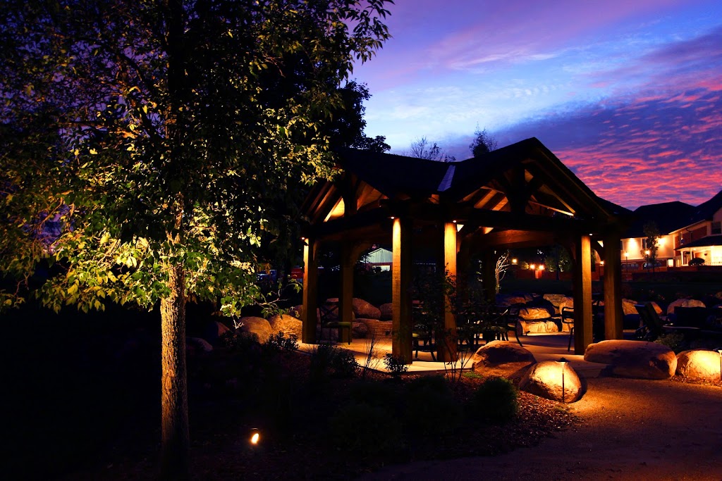 Moonlighting Outdoor Lighting | 70 Manitoba St, Guelph, ON N1E 3B9, Canada | Phone: (519) 827-4643