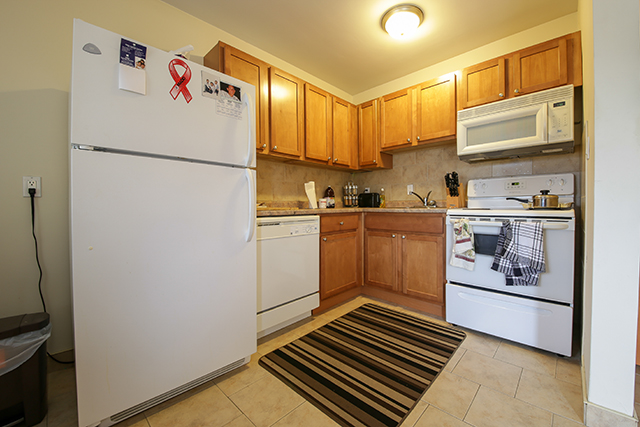 Garden Court Apartments | 6335 Edgar St, Windsor, ON N8S 2A7, Canada | Phone: (519) 551-4838