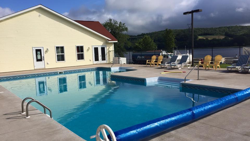Evandale Resort | 3500 NB-124, Evandale, NB E5M 2G8, Canada | Phone: (506) 468-2222