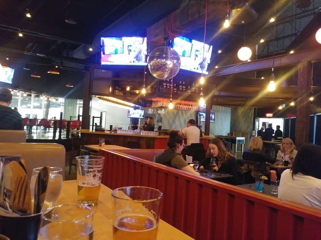 Enclave Resto-Bar et Terrasse | 150 Rue Jean Coutu, Varennes, QC J3X 1P7, Canada | Phone: (450) 652-4855 ext. 204