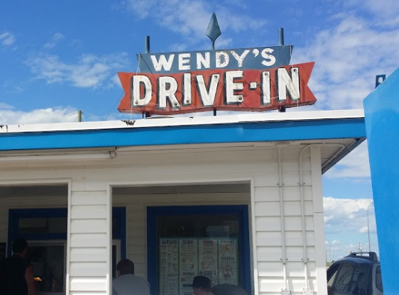 Wendys Dairy Bar | 104 2 Ave N, Vauxhall, AB T0K 2K0, Canada | Phone: (403) 654-2344