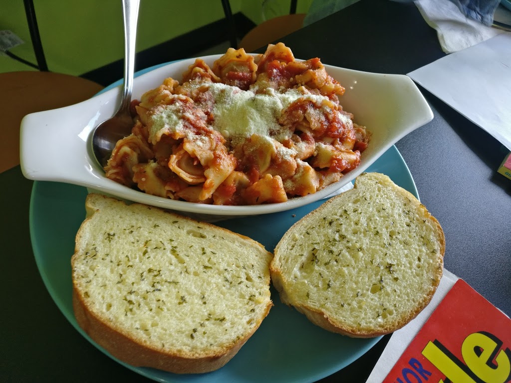 Bubbas Big Bites | 101-5885 Vedder Rd, Chilliwack, BC V2R 1C3, Canada | Phone: (604) 858-0020