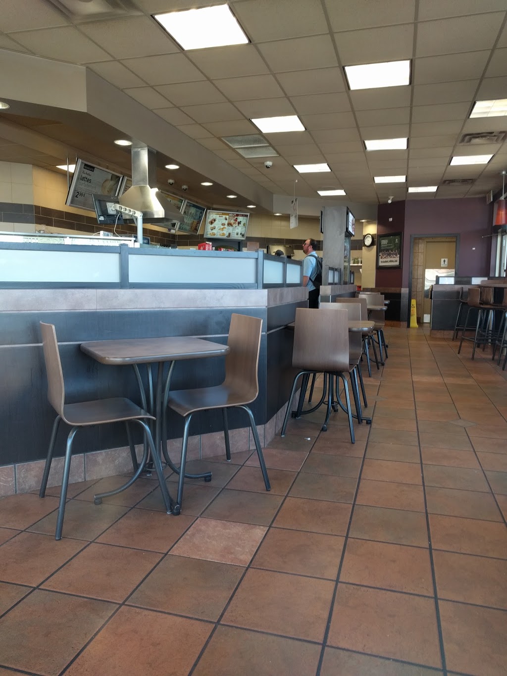 Tim Hortons | 5778 Rue Notre-Dame Est, Montréal, QC H1N 2C5, Canada | Phone: (514) 251-9940