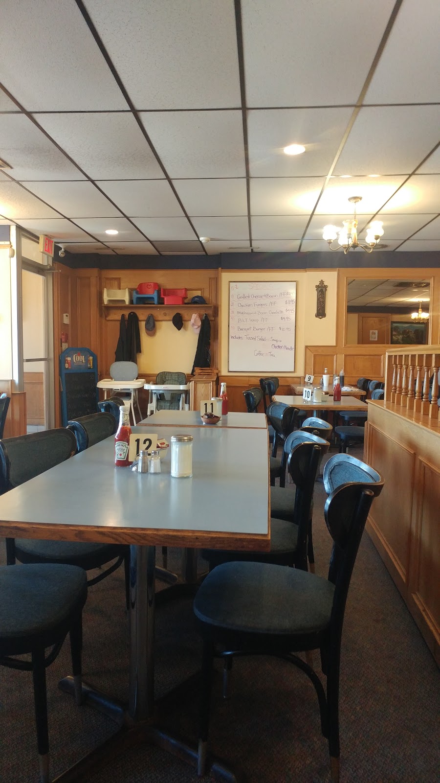Brantford Family Restaurant | 669 Colborne St, Brantford, ON N3S 3M8, Canada | Phone: (519) 304-1604