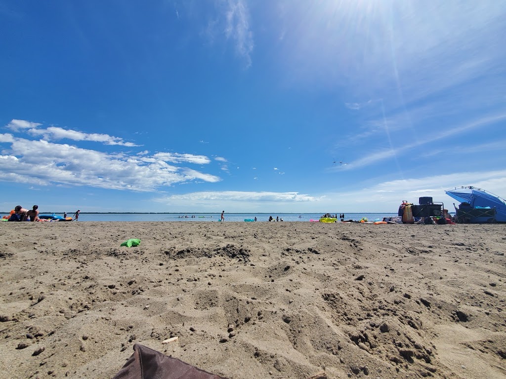 Sandy Point Resort & RV Park | 41019 RR11, Gull Lake, AB T0C 0J1, Canada | Phone: (403) 318-4240