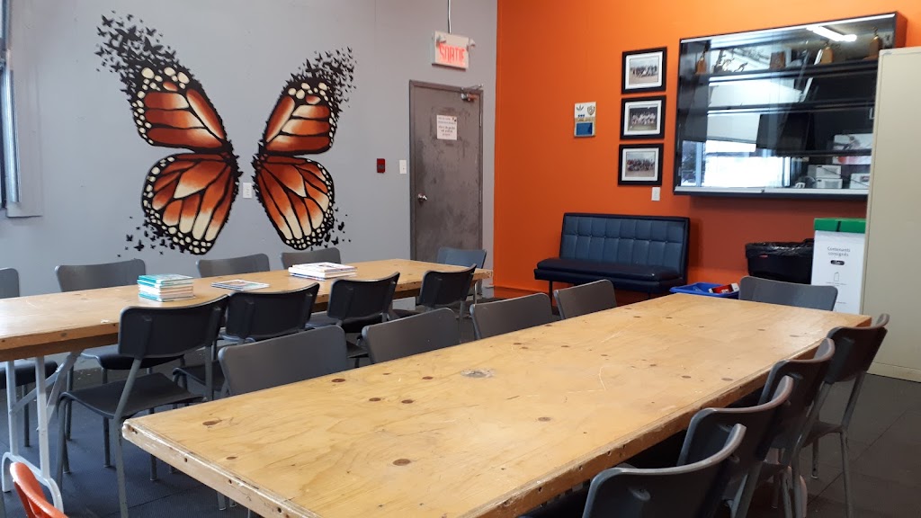Patinoire Complexe | Saint-Patrice-de-Sherrington, QC J0L 2N0, Canada | Phone: (450) 454-2868