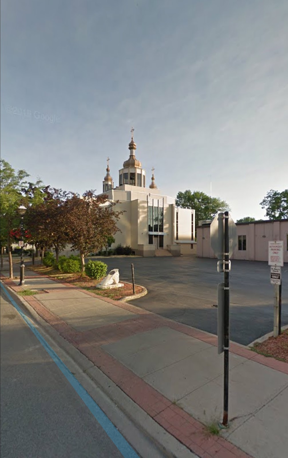 Holy Protection Of B V M Ukrainian Catholic Church | 419 Pearl St, Burlington, ON L7R 2N2, Canada | Phone: (905) 634-6598