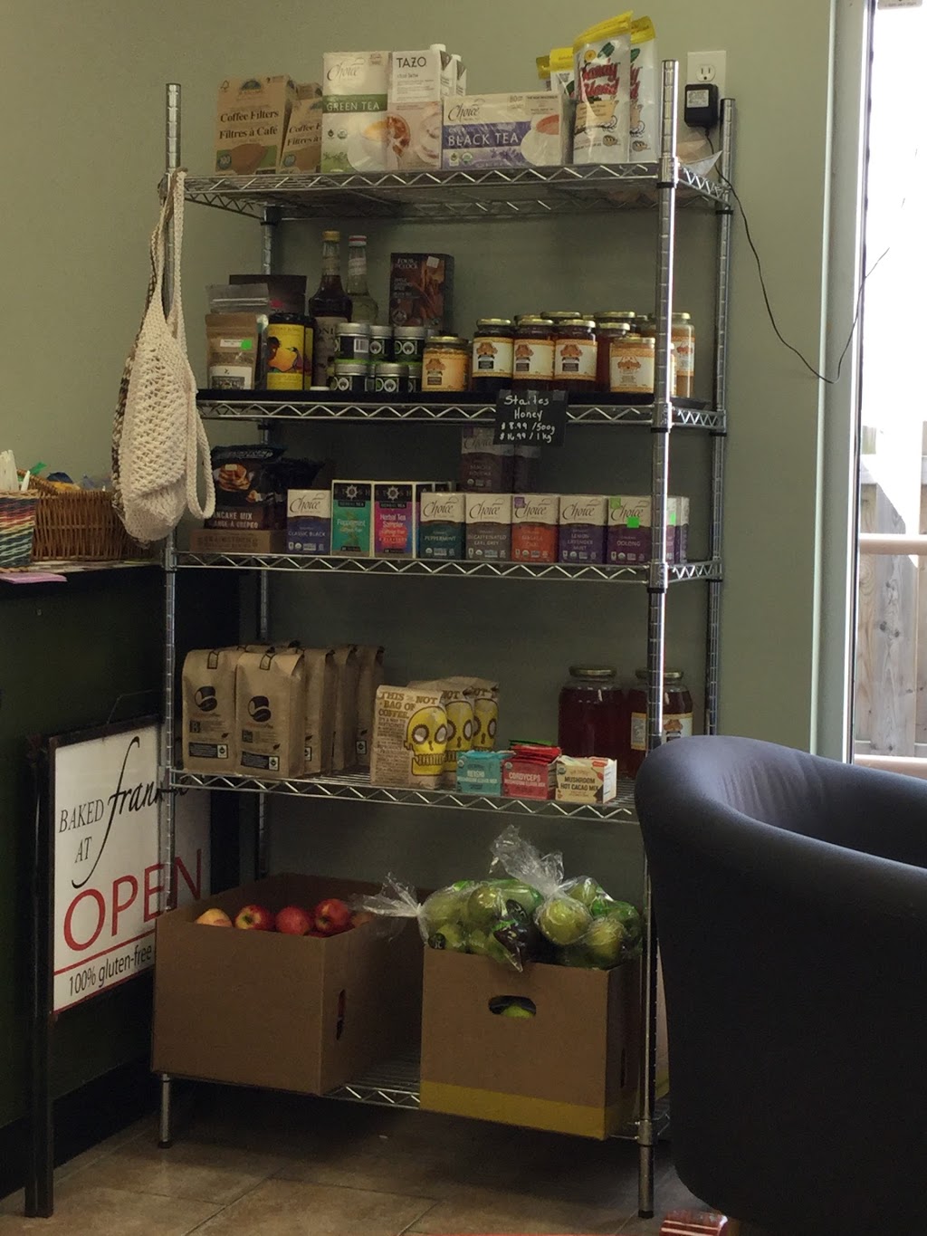 T Organic Cafe | 2 Brock St W, Uxbridge, ON L9P 1P2, Canada