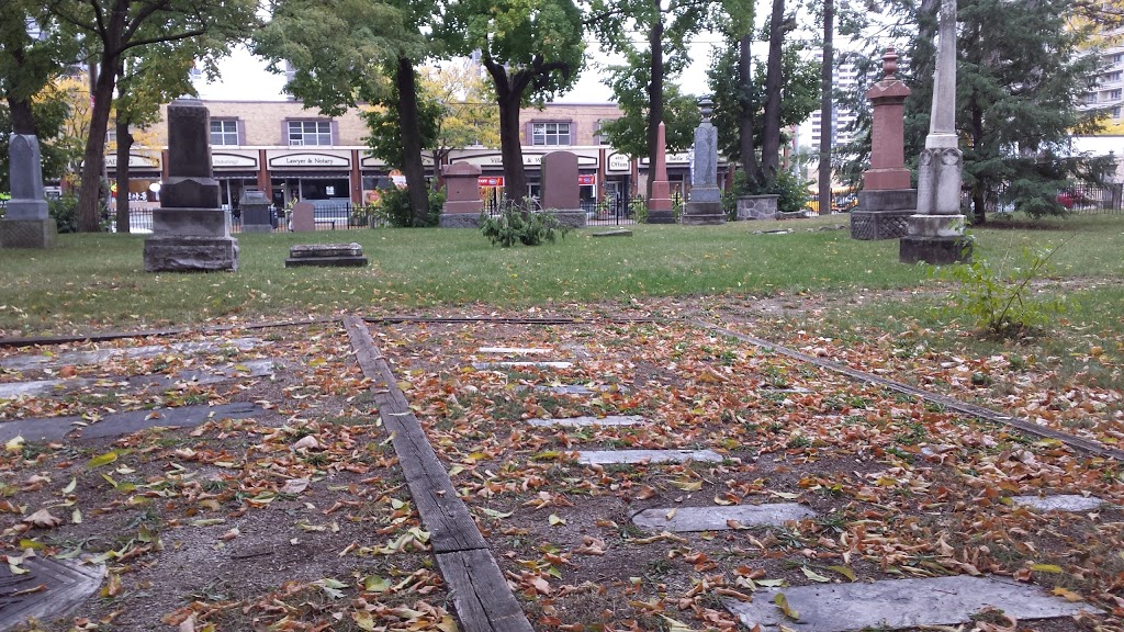Islington Burying Grounds | 4956 Dundas St W, Etobicoke, ON M9A 1B7, Canada