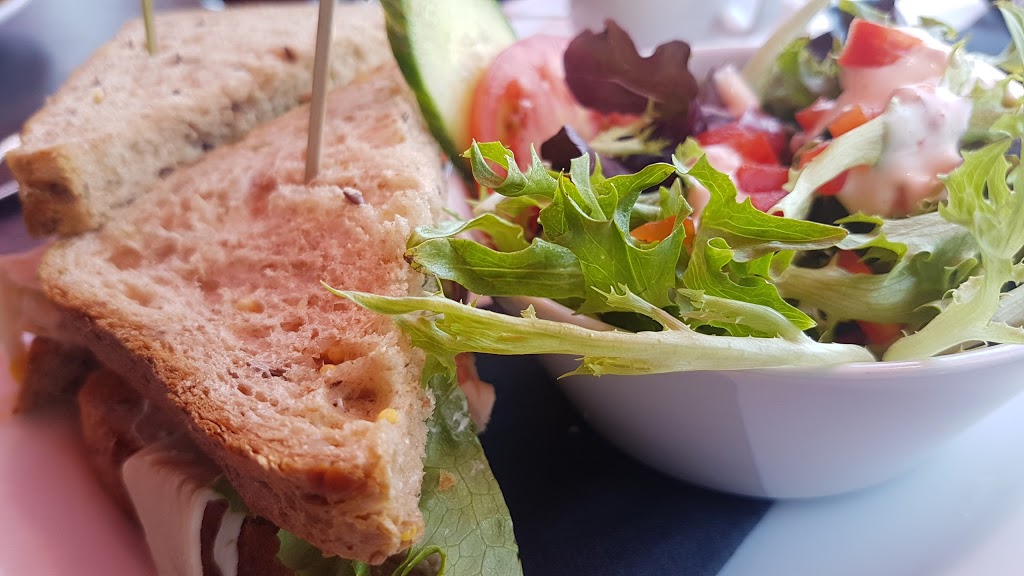 The Blackberry Kitchen | 7494 Mary St, Mission, BC V2V 6Y9, Canada | Phone: (604) 826-0210