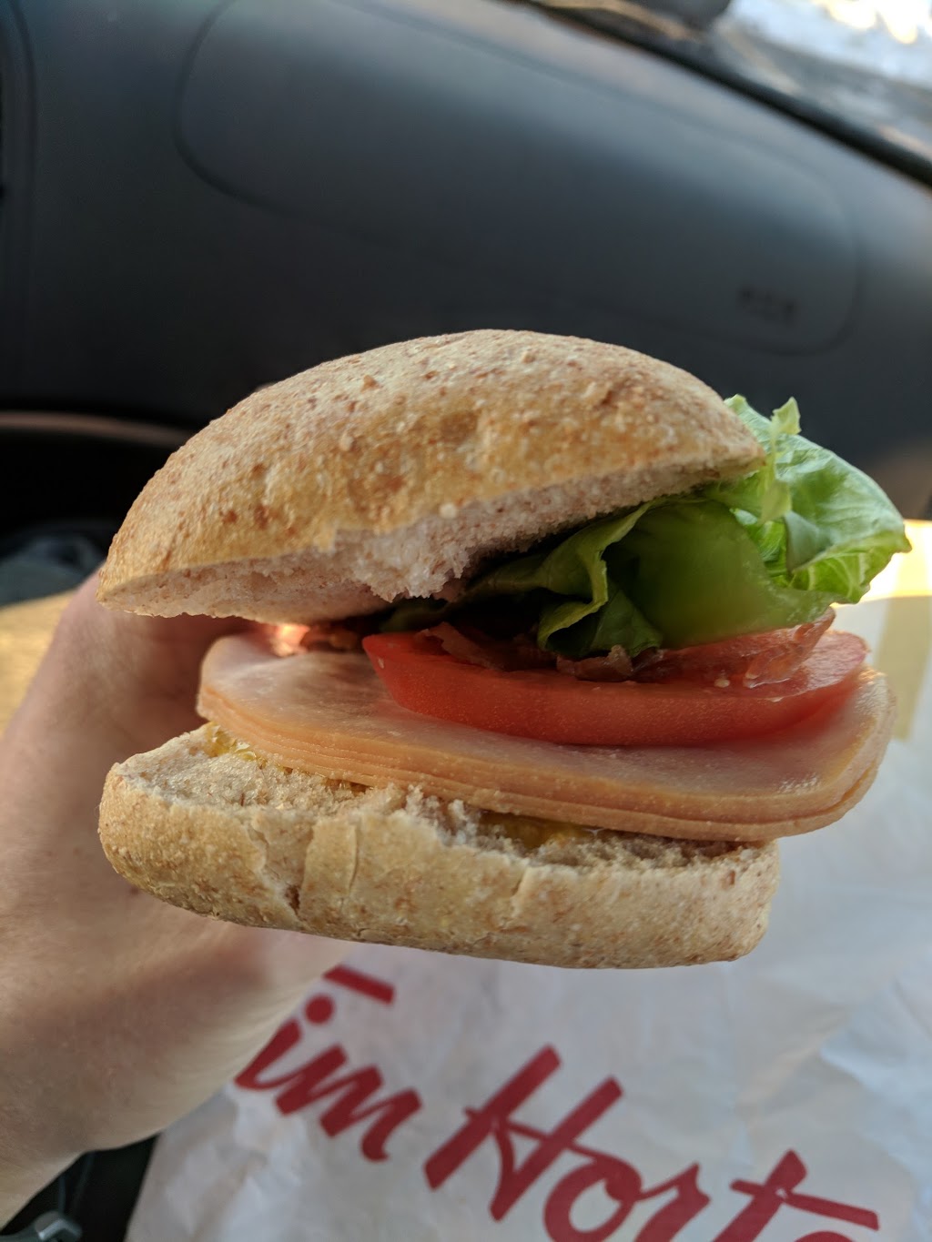 Tim Hortons | 713 King St E, Gananoque, ON K7G 1H6, Canada | Phone: (613) 382-1546