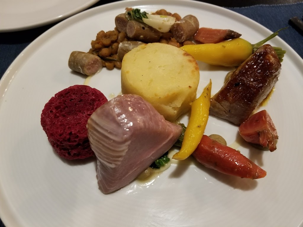 Bay Moorings Restaurant | 6330 Bay St, West Vancouver, BC V7W 3H5, Canada | Phone: (604) 921-8184