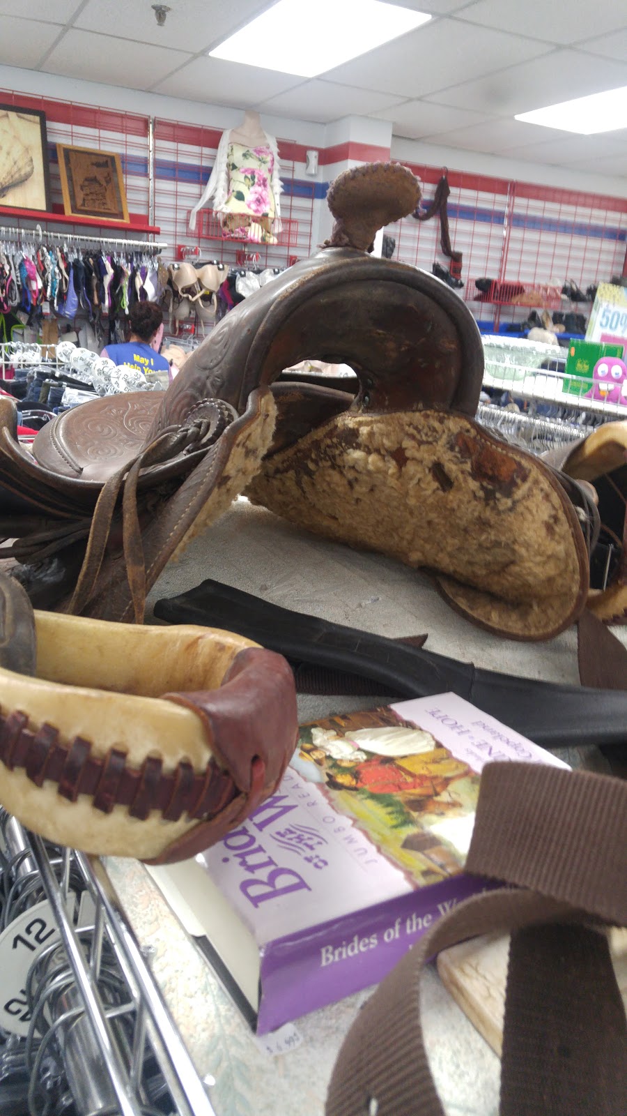 The Salvation Army Thrift Store | 971 Cole Harbour Rd, Dartmouth, NS B2V 1E8, Canada | Phone: (902) 435-5625