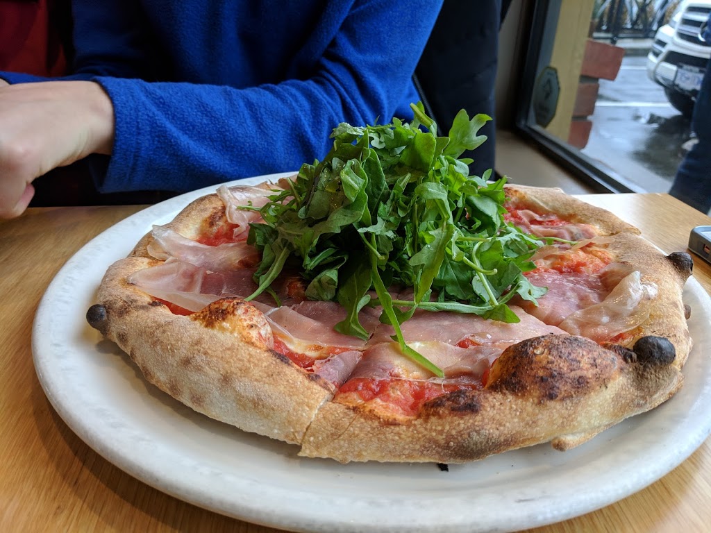 Pizzeria Prima Strada | 14-1400 Cowichan Bay Rd, Cobble Hill, BC V0R 1L3, Canada | Phone: (250) 929-4655