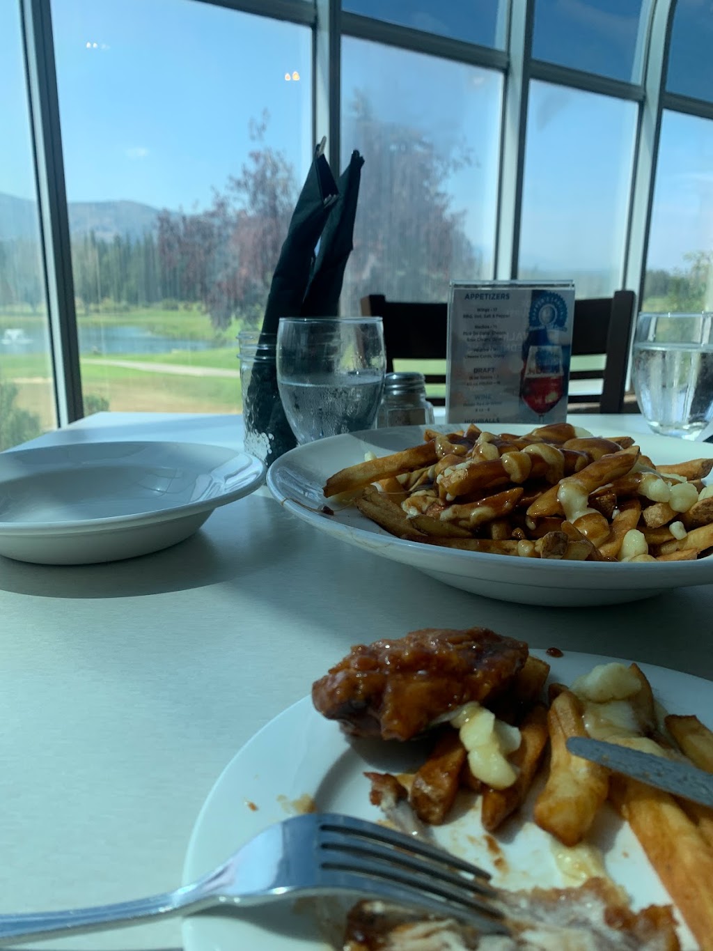 Dappers Landing Restaurant | 5097 Riverside Dr, Fairmont Hot Springs, BC V0B 1L1, Canada | Phone: (778) 525-8004